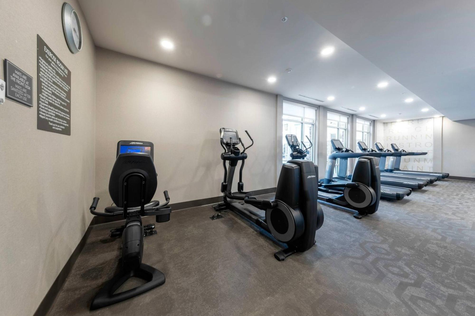 Residence Inn By Marriott Richmond At The Notch شورت بومب المظهر الخارجي الصورة